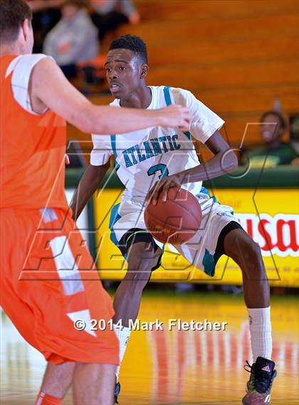 Thumbnail 2 in Atlantic vs. University (Gus Gibbs Rotary Tournament) photogallery.