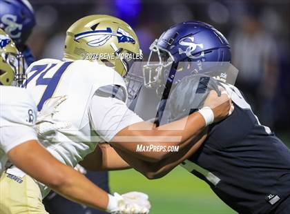 Thumbnail 3 in St. John Bosco vs Sierra Canyon photogallery.