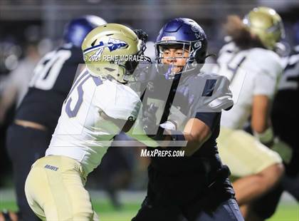 Thumbnail 3 in St. John Bosco vs Sierra Canyon photogallery.