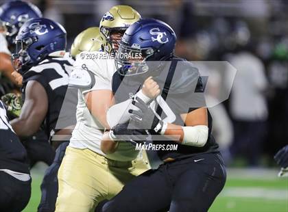 Thumbnail 3 in St. John Bosco vs Sierra Canyon photogallery.