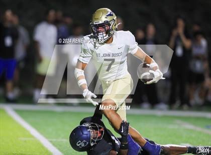 Thumbnail 1 in St. John Bosco vs Sierra Canyon photogallery.