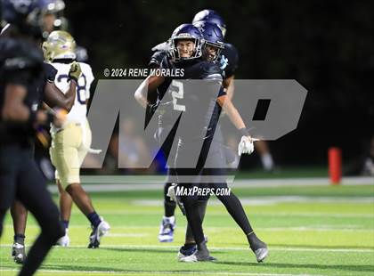 Thumbnail 1 in St. John Bosco vs Sierra Canyon photogallery.