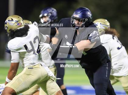 Thumbnail 2 in St. John Bosco vs Sierra Canyon photogallery.