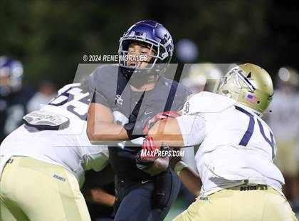 Thumbnail 3 in St. John Bosco vs Sierra Canyon photogallery.