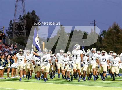Thumbnail 1 in St. John Bosco vs Sierra Canyon photogallery.