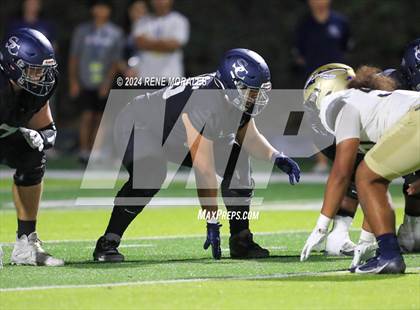 Thumbnail 3 in St. John Bosco vs Sierra Canyon photogallery.
