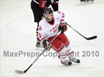 Thumbnail 2 in New Canaan vs. Fairfield Prep (CIAC Division 1 Semifinal) photogallery.