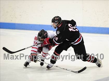 Thumbnail 3 in New Canaan vs. Fairfield Prep (CIAC Division 1 Semifinal) photogallery.