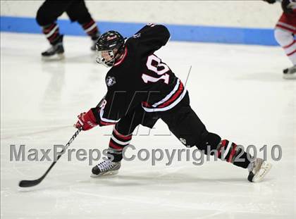 Thumbnail 3 in New Canaan vs. Fairfield Prep (CIAC Division 1 Semifinal) photogallery.