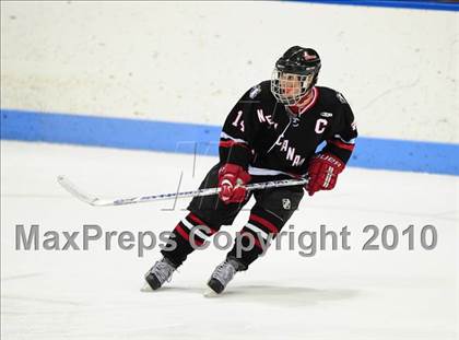 Thumbnail 3 in New Canaan vs. Fairfield Prep (CIAC Division 1 Semifinal) photogallery.