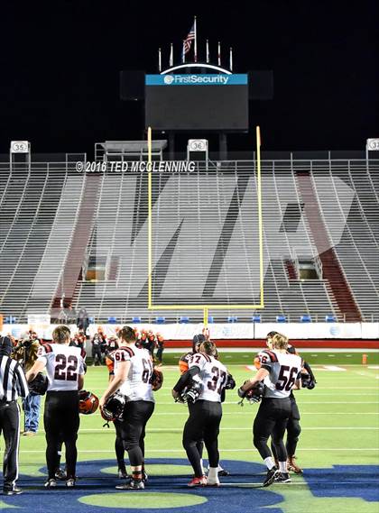 Thumbnail 1 in Warren vs Pea Ridge (AAA 4A Final) photogallery.