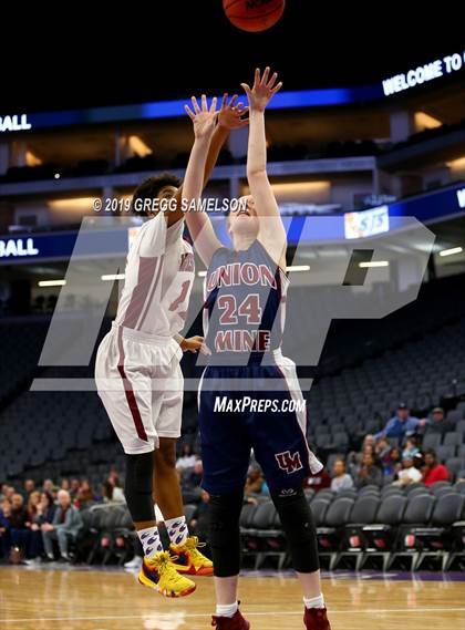 Thumbnail 3 in West Campus vs Union Mine (CIF SJS D4 Final) photogallery.