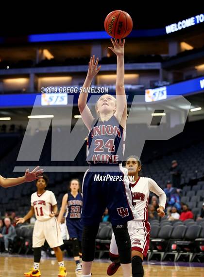 Thumbnail 1 in West Campus vs Union Mine (CIF SJS D4 Final) photogallery.