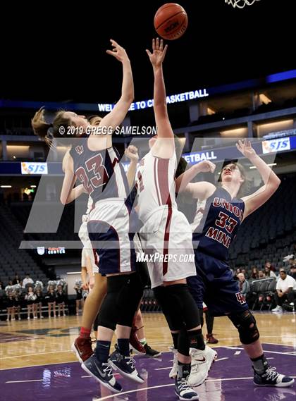 Thumbnail 3 in West Campus vs Union Mine (CIF SJS D4 Final) photogallery.