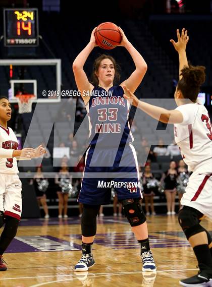 Thumbnail 1 in West Campus vs Union Mine (CIF SJS D4 Final) photogallery.