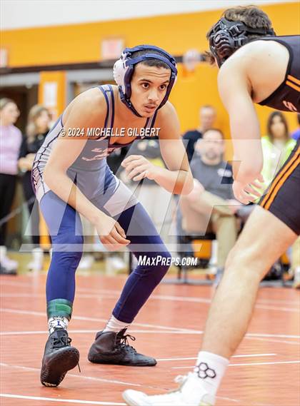 Thumbnail 1 in 56th Akron Holiday Tournament (round 1) photogallery.