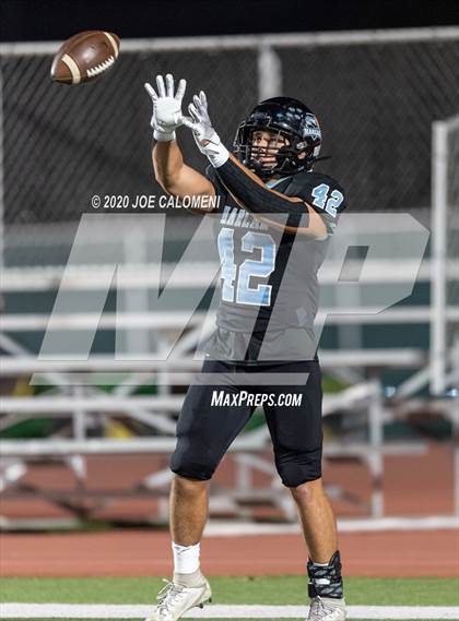 Thumbnail 1 in Harlan vs Warren photogallery.