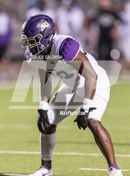 Thumbnail 1 in Harlan vs Warren photogallery.