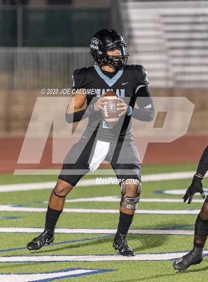 Thumbnail 1 in Harlan vs Warren photogallery.