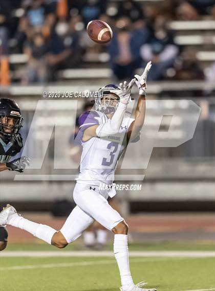 Thumbnail 2 in Harlan vs Warren photogallery.