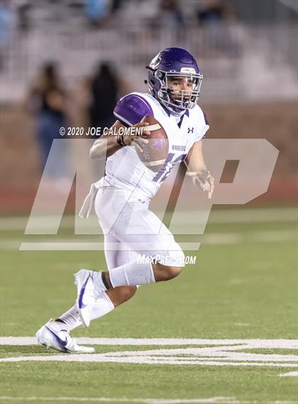 Thumbnail 3 in Harlan vs Warren photogallery.