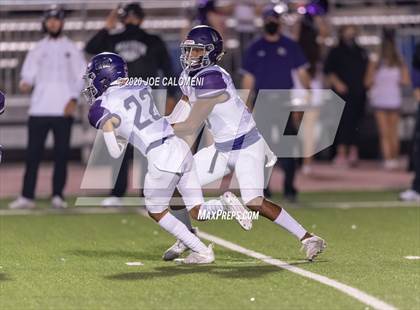Thumbnail 3 in Harlan vs Warren photogallery.
