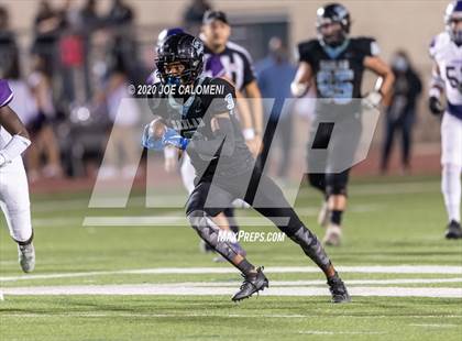 Thumbnail 3 in Harlan vs Warren photogallery.