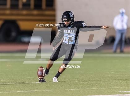 Thumbnail 3 in Harlan vs Warren photogallery.