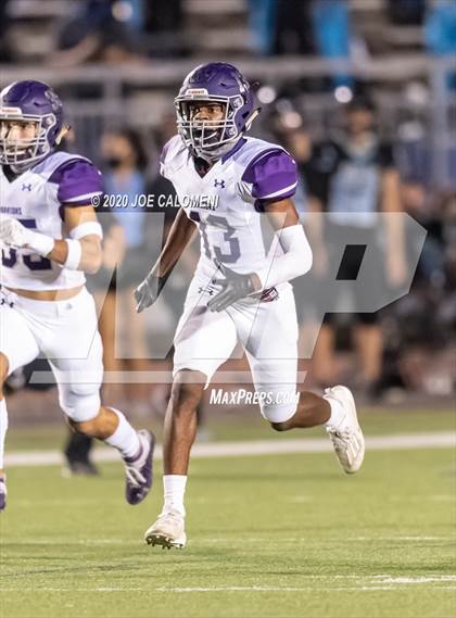 Thumbnail 1 in Harlan vs Warren photogallery.