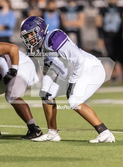 Thumbnail 1 in Harlan vs Warren photogallery.