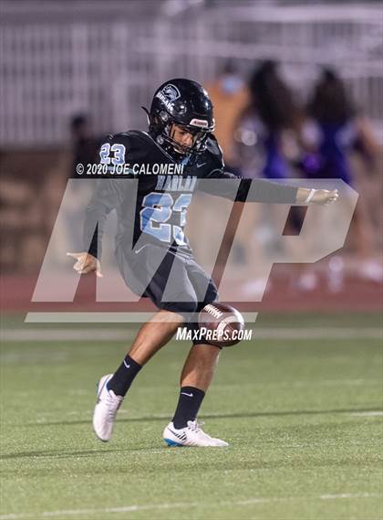 Thumbnail 3 in Harlan vs Warren photogallery.
