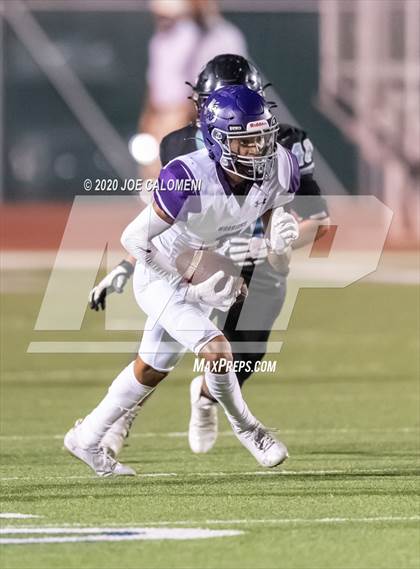 Thumbnail 3 in Harlan vs Warren photogallery.