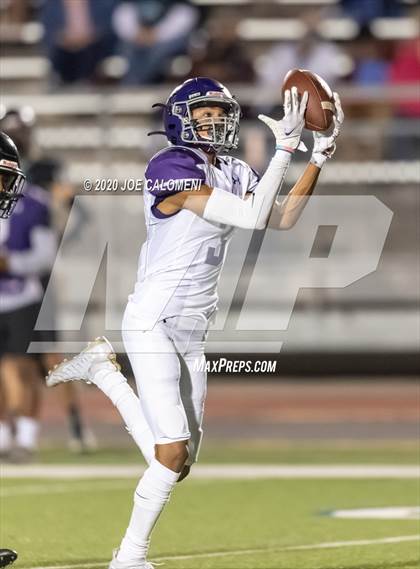 Thumbnail 3 in Harlan vs Warren photogallery.
