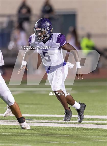 Thumbnail 2 in Harlan vs Warren photogallery.
