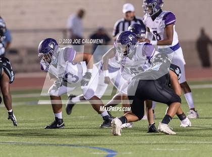 Thumbnail 1 in Harlan vs Warren photogallery.