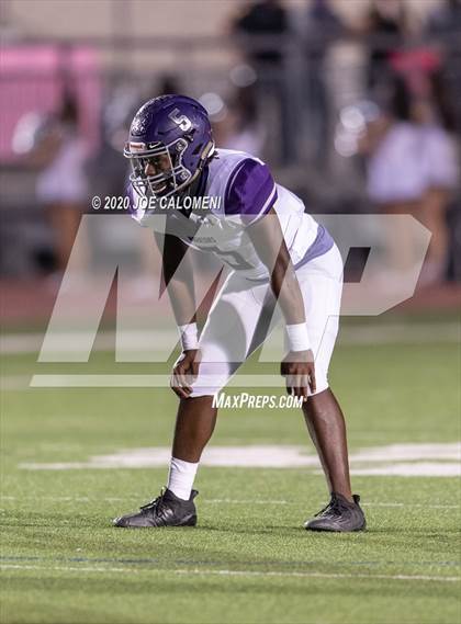 Thumbnail 3 in Harlan vs Warren photogallery.