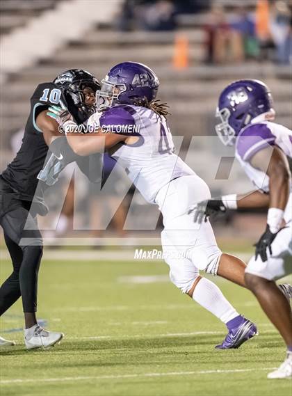 Thumbnail 3 in Harlan vs Warren photogallery.