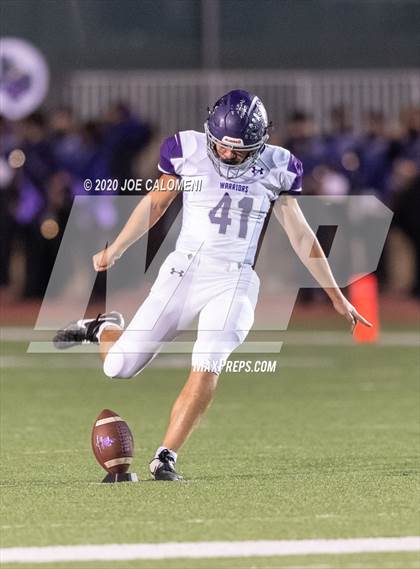 Thumbnail 1 in Harlan vs Warren photogallery.