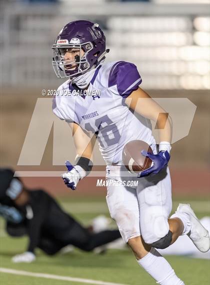 Thumbnail 1 in Harlan vs Warren photogallery.
