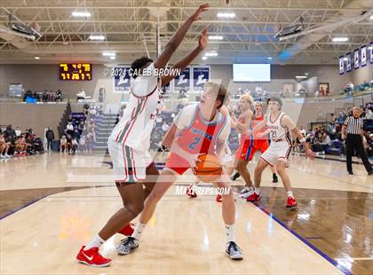 Thumbnail 1 in Harvard-Westlake vs. Timpview (Holiday Hoopfest) photogallery.