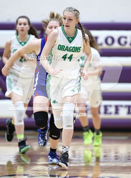 Thumbnail 1 in Fort Frye vs Fairland (OHSAA D3 Regional Semifinal) photogallery.