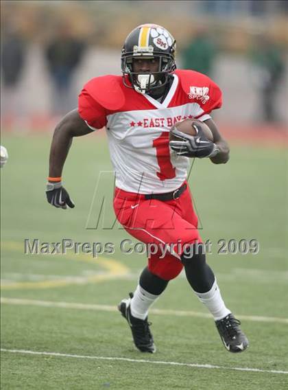 Thumbnail 1 in Sacramento vs. East Bay (Sacramento Holiday Classic) photogallery.