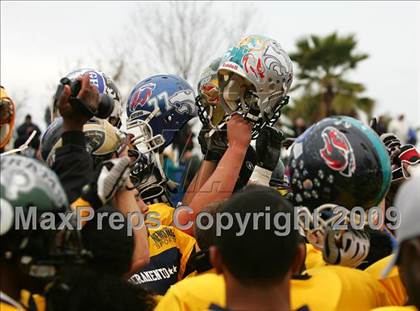 Thumbnail 1 in Sacramento vs. East Bay (Sacramento Holiday Classic) photogallery.