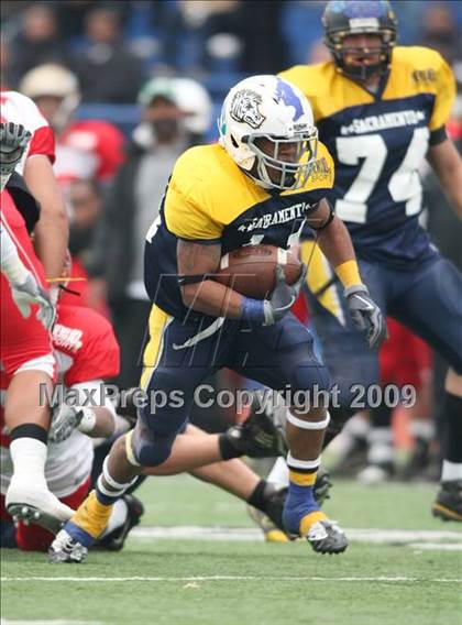 Thumbnail 1 in Sacramento vs. East Bay (Sacramento Holiday Classic) photogallery.