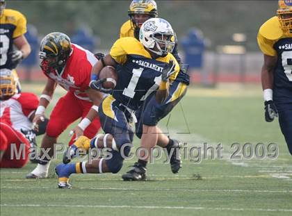 Thumbnail 2 in Sacramento vs. East Bay (Sacramento Holiday Classic) photogallery.