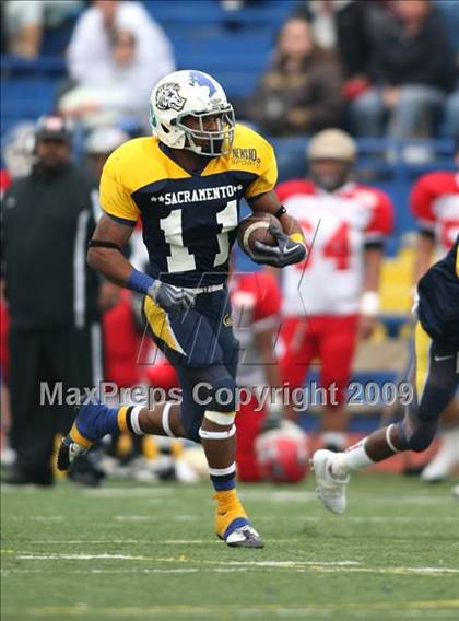 Thumbnail 3 in Sacramento vs. East Bay (Sacramento Holiday Classic) photogallery.