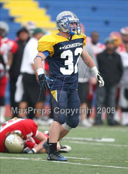 Thumbnail 2 in Sacramento vs. East Bay (Sacramento Holiday Classic) photogallery.