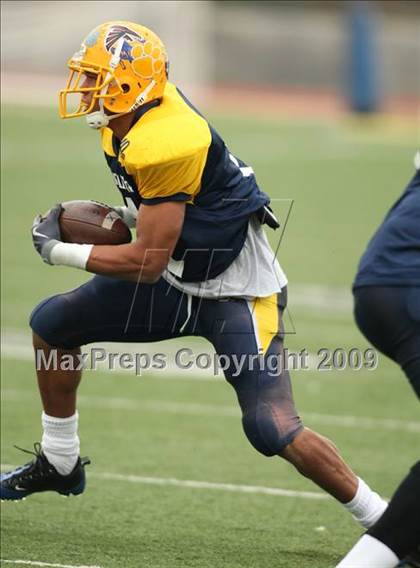 Thumbnail 2 in Sacramento vs. East Bay (Sacramento Holiday Classic) photogallery.
