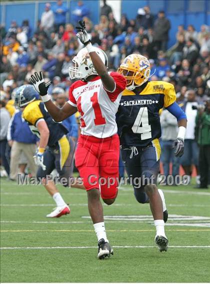 Thumbnail 2 in Sacramento vs. East Bay (Sacramento Holiday Classic) photogallery.