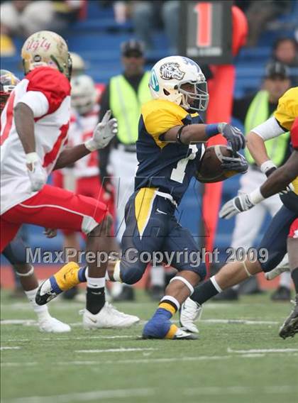 Thumbnail 1 in Sacramento vs. East Bay (Sacramento Holiday Classic) photogallery.